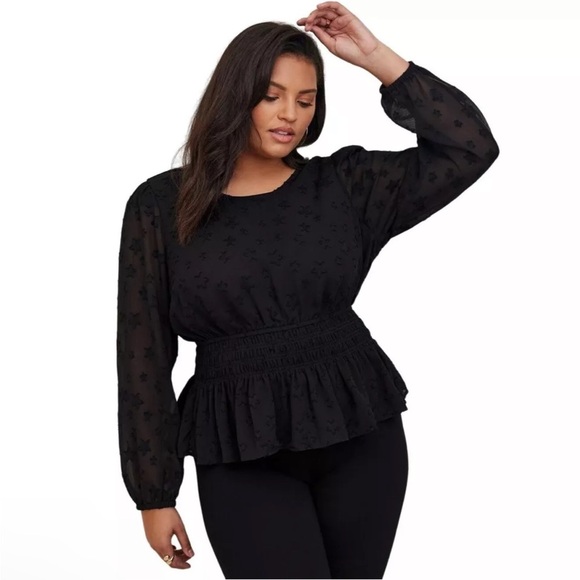Torrid Women’s Stars Smocked Waist Crinkle Chiffon Puff Sleeve Top 5X Black NWT - Picture 2 of 11